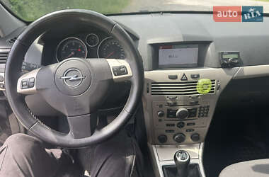 Универсал Opel Astra 2008 в 