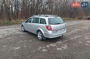 Универсал Opel Astra 2006 в 