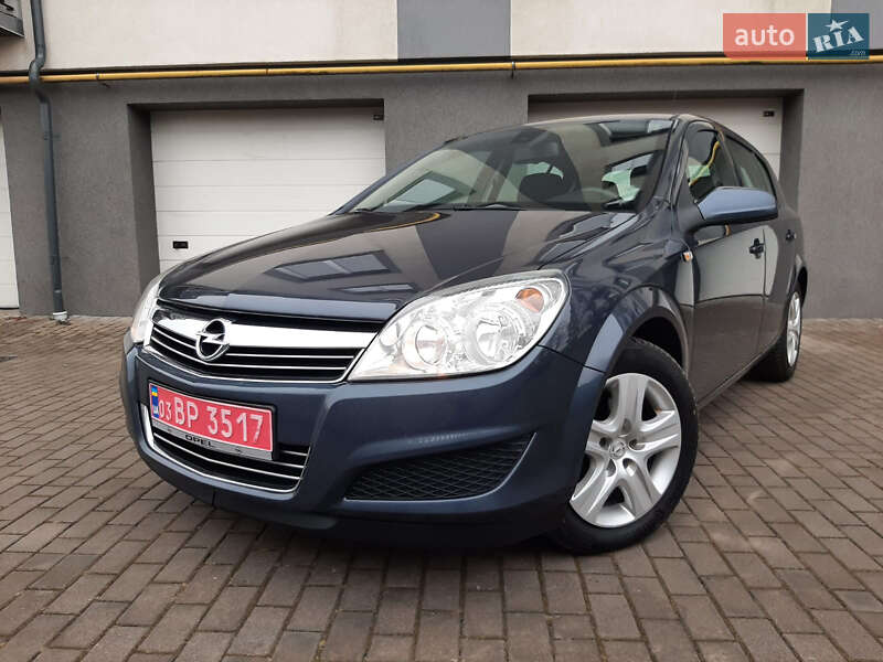 Хэтчбек Opel Astra 2009 в Коломые