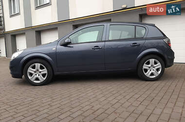 Хэтчбек Opel Astra 2009 в Коломые