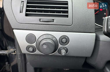 Универсал Opel Astra 2010 в 