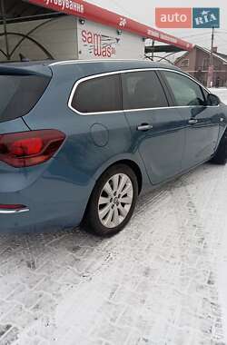 Универсал Opel Astra 2013 в Коломые