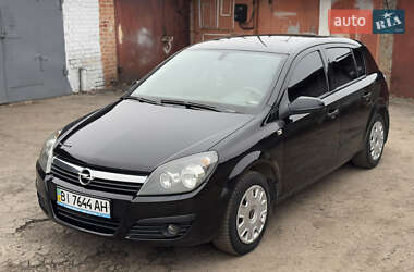 Хетчбек Opel Astra 2006 в Полтаві