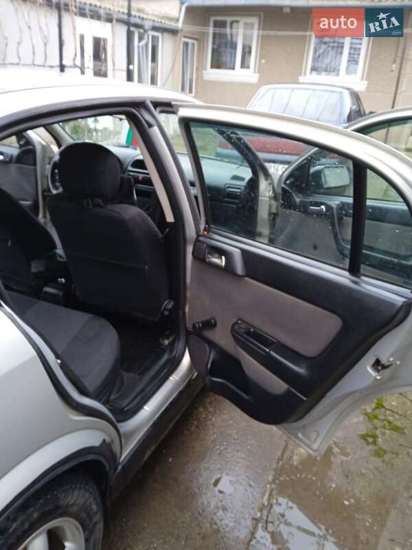 Седан Opel Astra 2007 в Татарбунарах