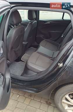 Универсал Opel Astra 2017 в 