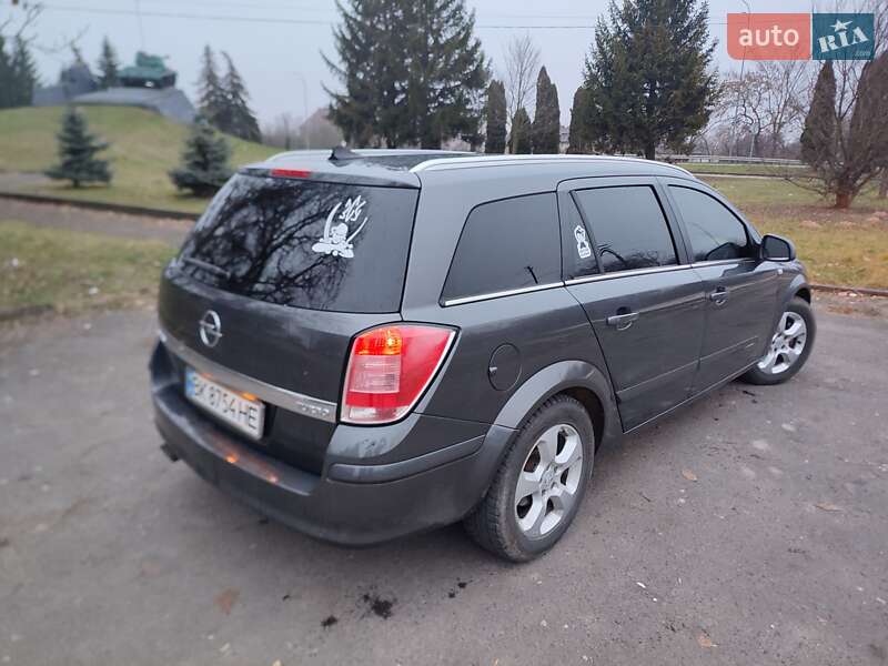 Универсал Opel Astra 2010 в Дубно фото 3 Универсал Opel Astra 2010 в Дубно
