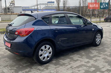 Хетчбек Opel Astra 2012 в Києві