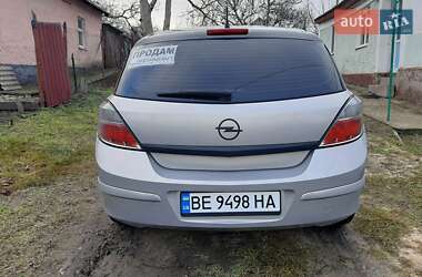 Хэтчбек Opel Astra 2008 в 