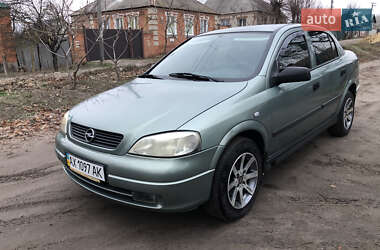 Седан Opel Astra 2006 в Богодухіву