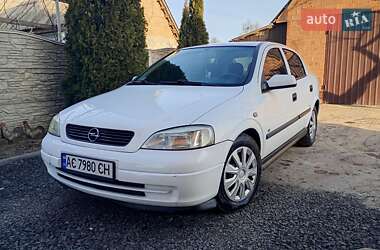 Хетчбек Opel Astra 2004 в Камені-Каширському