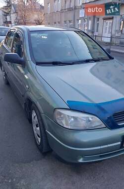 Седан Opel Astra 2008 в Тернополі