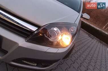 Универсал Opel Astra 2006 в 