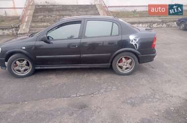 Седан Opel Astra 2006 в Золотоноші