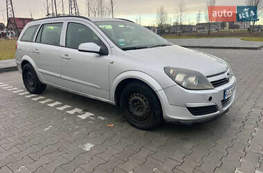 Универсал Opel Astra 2004 в Ирпене