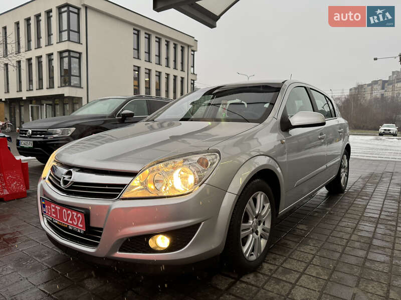 Хетчбек Opel Astra 2007 в Львові