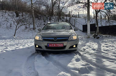 Універсал Opel Astra 2007 в Надвірній