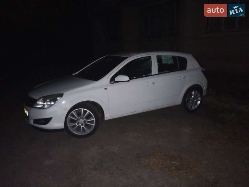 Opel Astra 2009