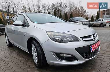 Універсал Opel Astra 2013 в Лубнах