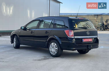 Универсал Opel Astra 2006 в Виннице