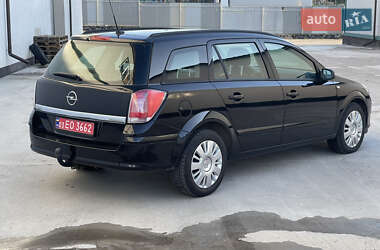 Универсал Opel Astra 2006 в Виннице