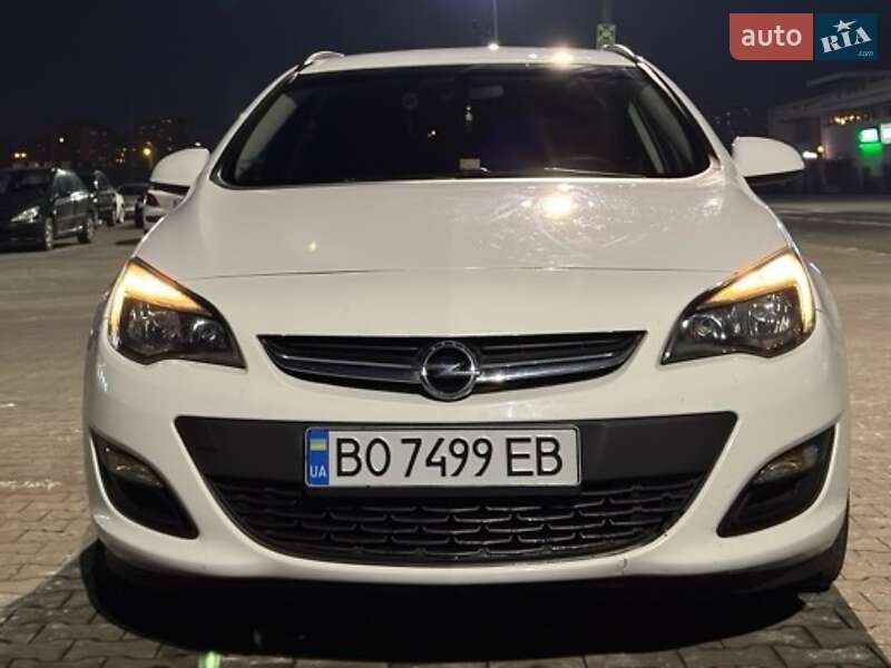 Opel Astra 2014
