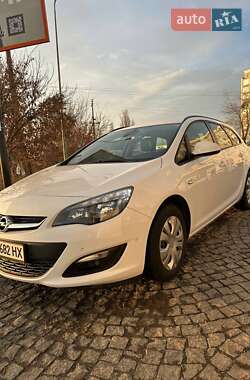 Універсал Opel Astra 2014 в Хмельницькому