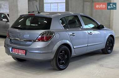 Хетчбек Opel Astra 2008 в Кам'янському