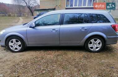 Универсал Opel Astra 2010 в Нежине