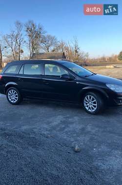 Універсал Opel Astra 2008 в Новій Ушиці