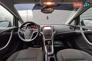 Универсал Opel Astra 2014 в Каменском