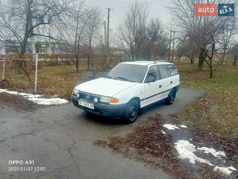 Универсал Opel Astra 1993 в Миргороде