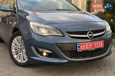 Універсал Opel Astra 2014 в Стрию