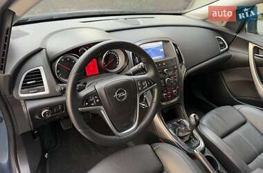 Універсал Opel Astra 2014 в Стрию