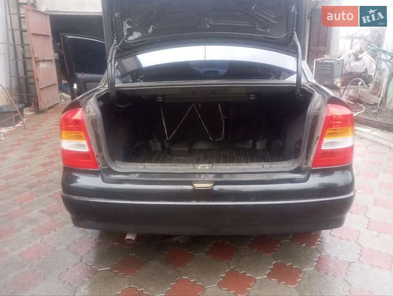 Седан Opel Astra 2007 в Кривому Розі