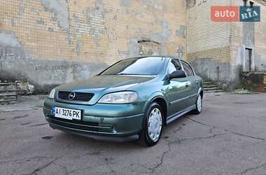 Седан Opel Astra 2006 в Обухові