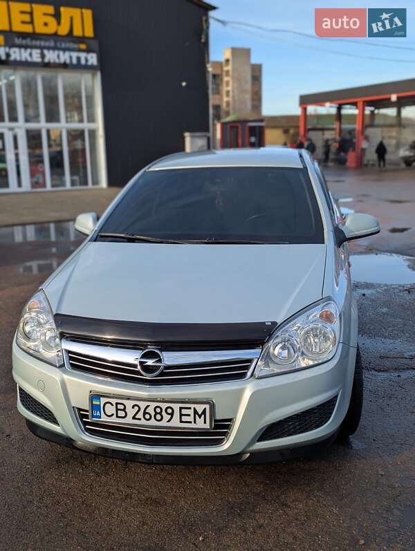 Універсал Opel Astra 2009 в Ніжині
