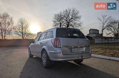 Универсал Opel Astra 2005 в 