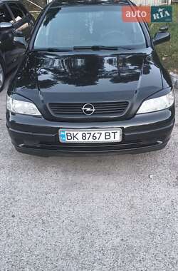 Седан Opel Astra 2008 в Нетішині