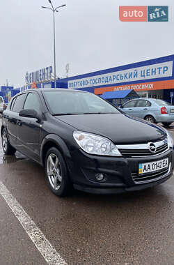 Хетчбек Opel Astra 2007 в Житомирі