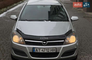 Універсал Opel Astra 2006 в Івано-Франківську