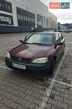 Хэтчбек Opel Astra 2004 в Киеве