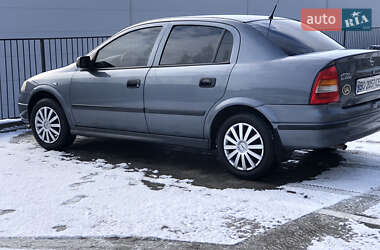 Седан Opel Astra 2008 в Тернополі