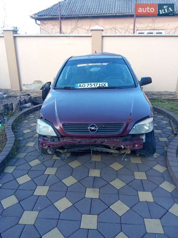 Седан Opel Astra 2008 в Виноградові