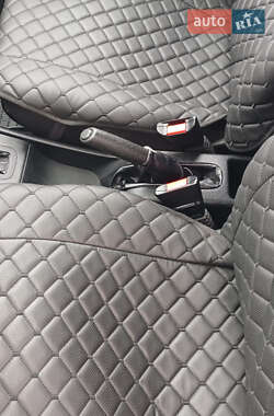 Хэтчбек Opel Astra 2000 в 