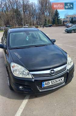 Универсал Opel Astra 2008 в Виннице