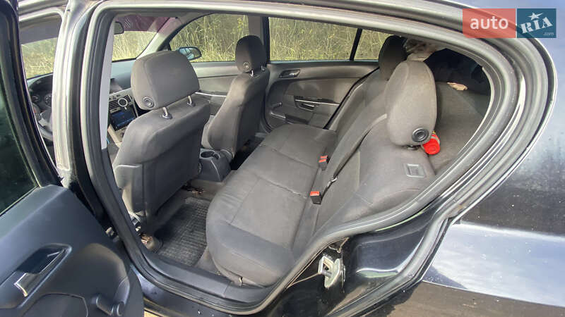 Хэтчбек Opel Astra 2008 в Самборе