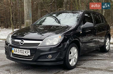 Хетчбек Opel Astra 2011 в Києві