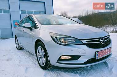 Універсал Opel Astra 2017 в Косові