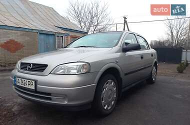 Седан Opel Astra 2007 в Охтирці