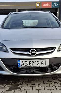 Універсал Opel Astra 2014 в Вінниці